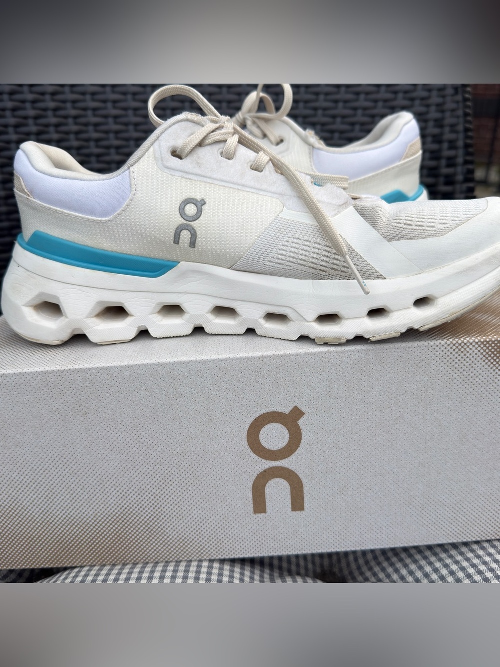 On Running Women Cloudrunner 2 Sneakers in White Horizon Blue. - Picture 2 of 13